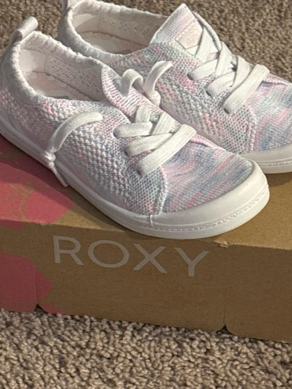 Roxy Kids White Slip-On Knit Sneakers with Pastel Pink & Blue 💕💙